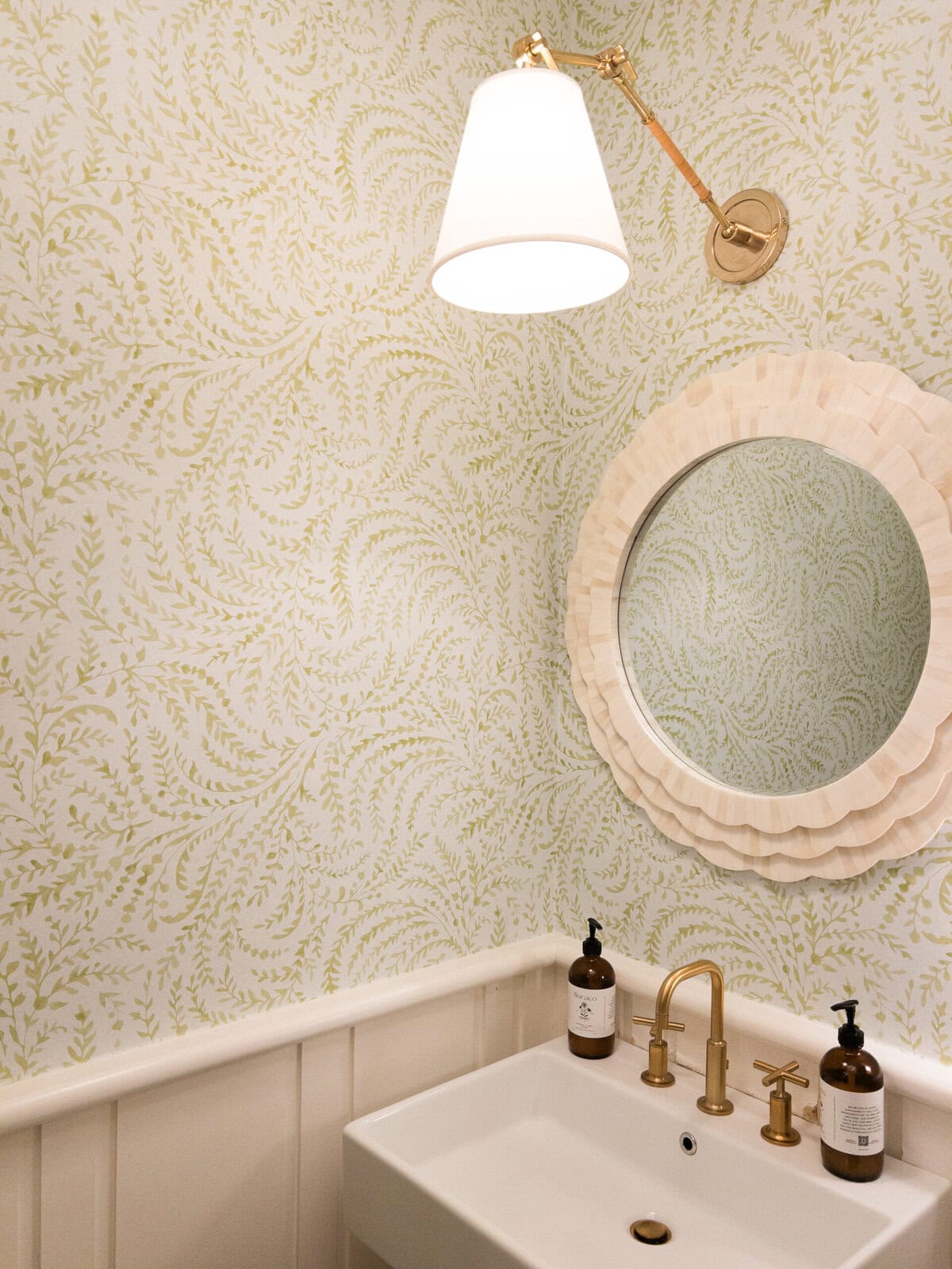 The Most Beautiful Green Wallpaper Designs For Your Home | Hope And Hedges