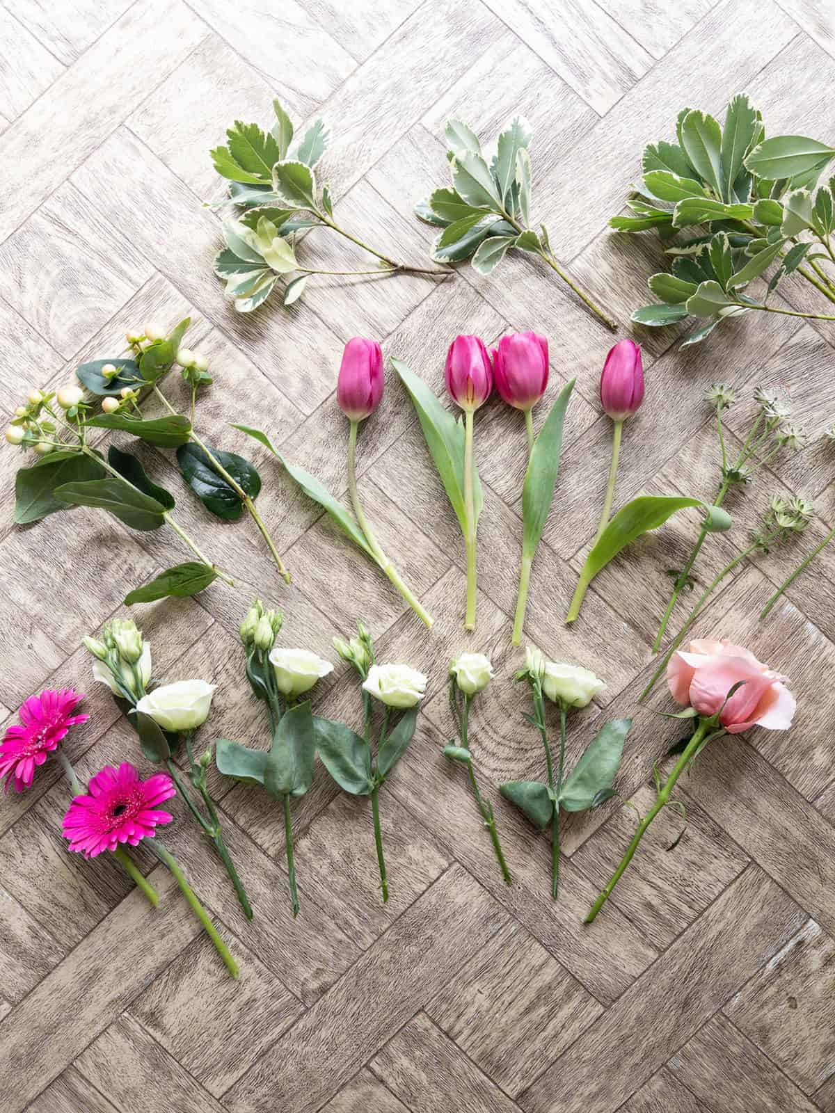 Simple Flower Arranging Tips From A Pro Floral Designer | Hope And Hedges