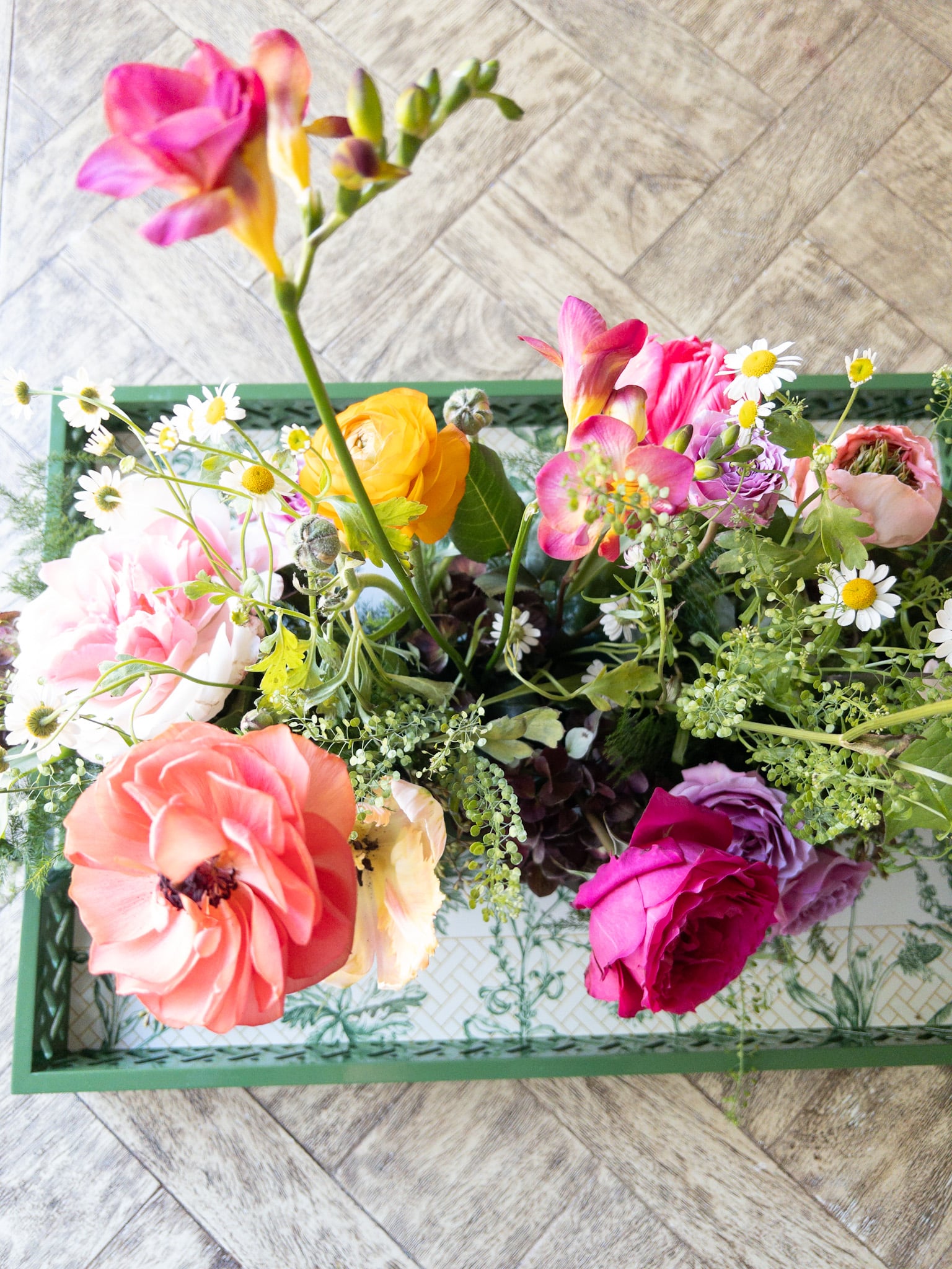 4 Easy Tips For A Whimsical Flower Arrangement | Hope And Hedges